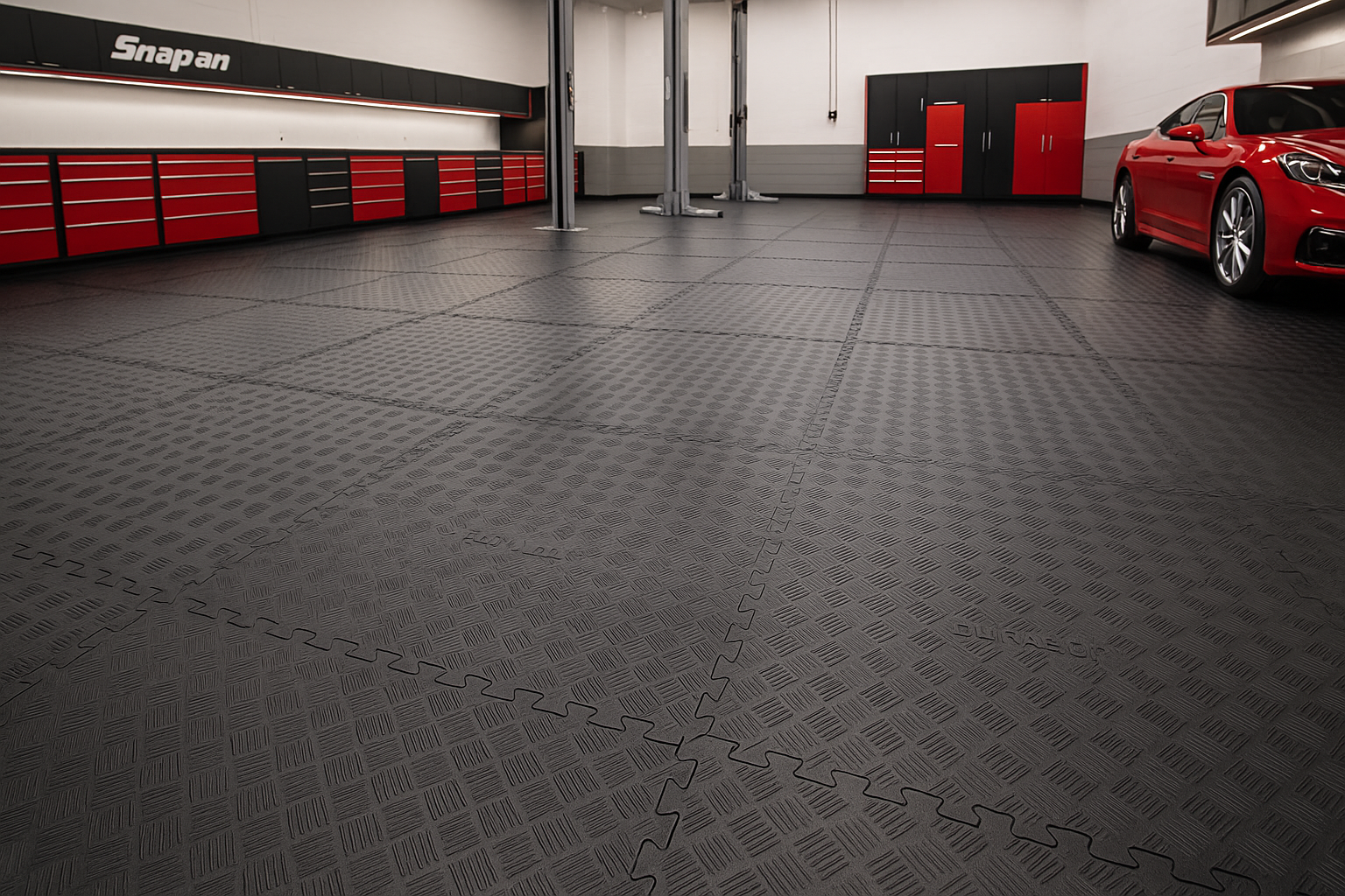Premium Nitrile Rubber Interlocking Oil & Grease Resistant Garage Mats Heavy Duty Floor Tiles